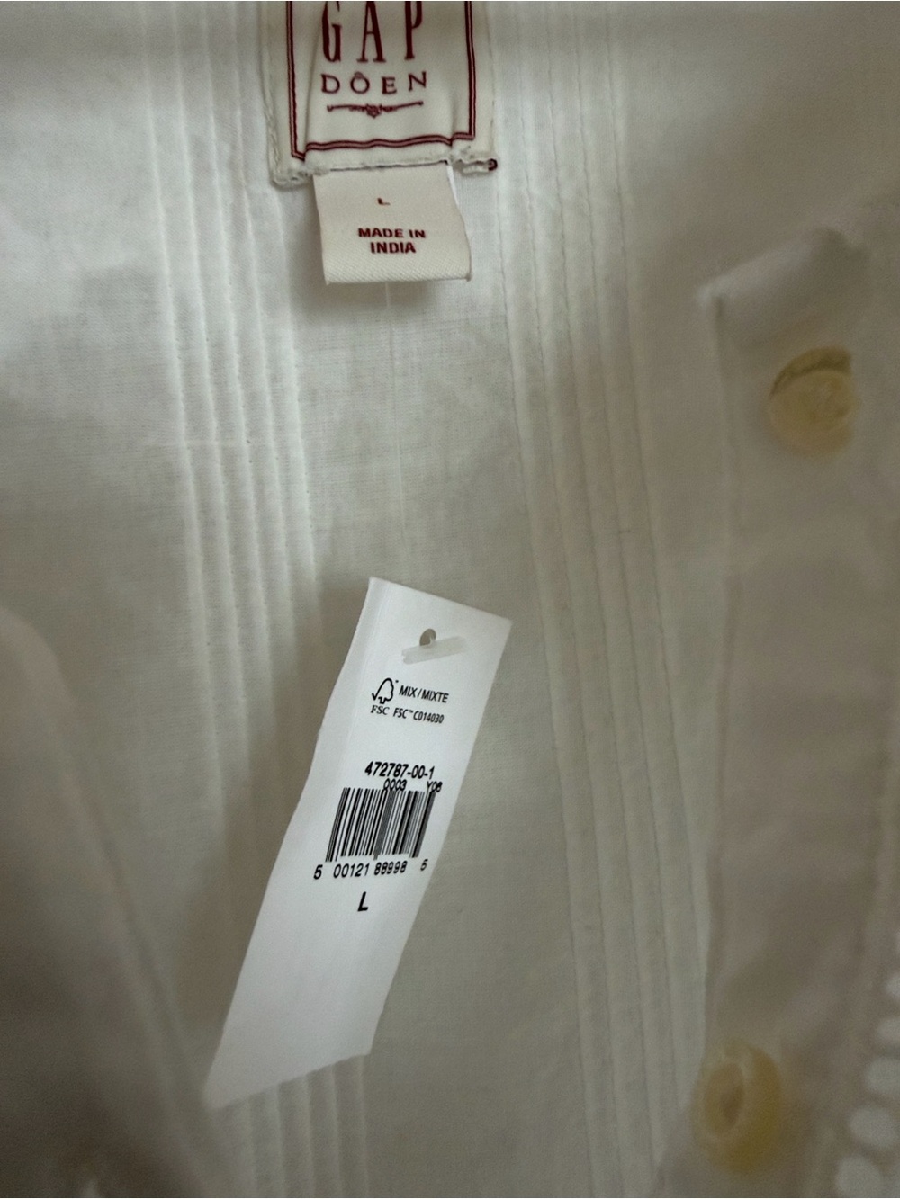 White Eyelet Button-Front Short Sleeve Top - Picture 13 of 13